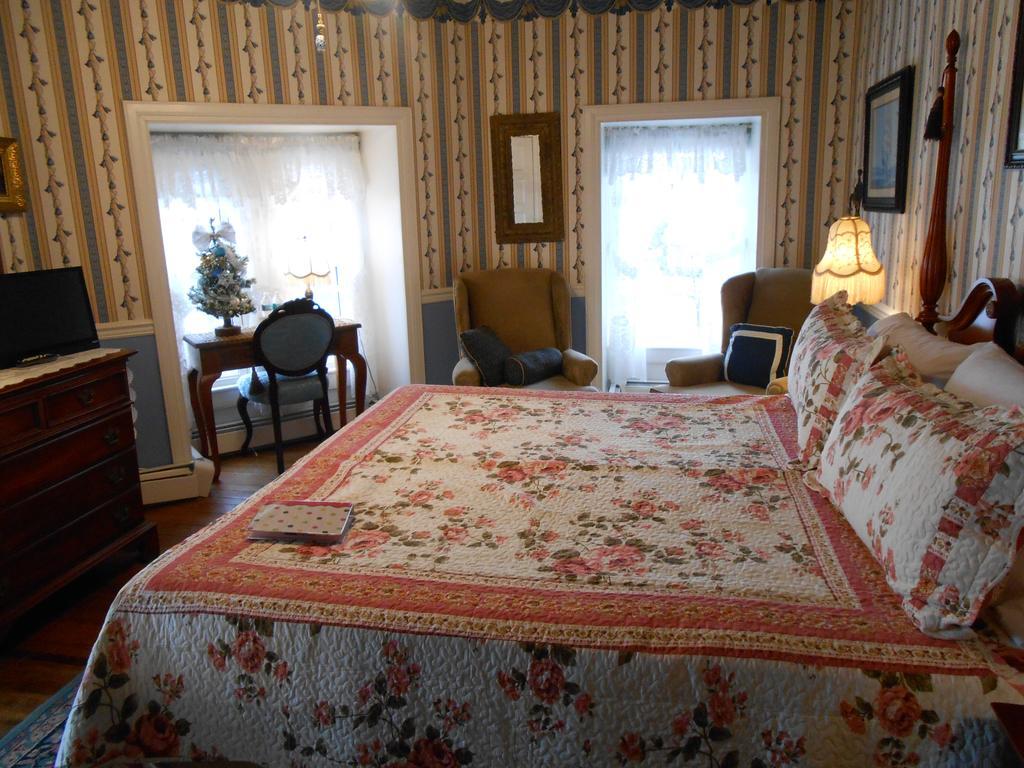 Angel Of The Sea Bed And Breakfast Cape May Pokoj fotografie